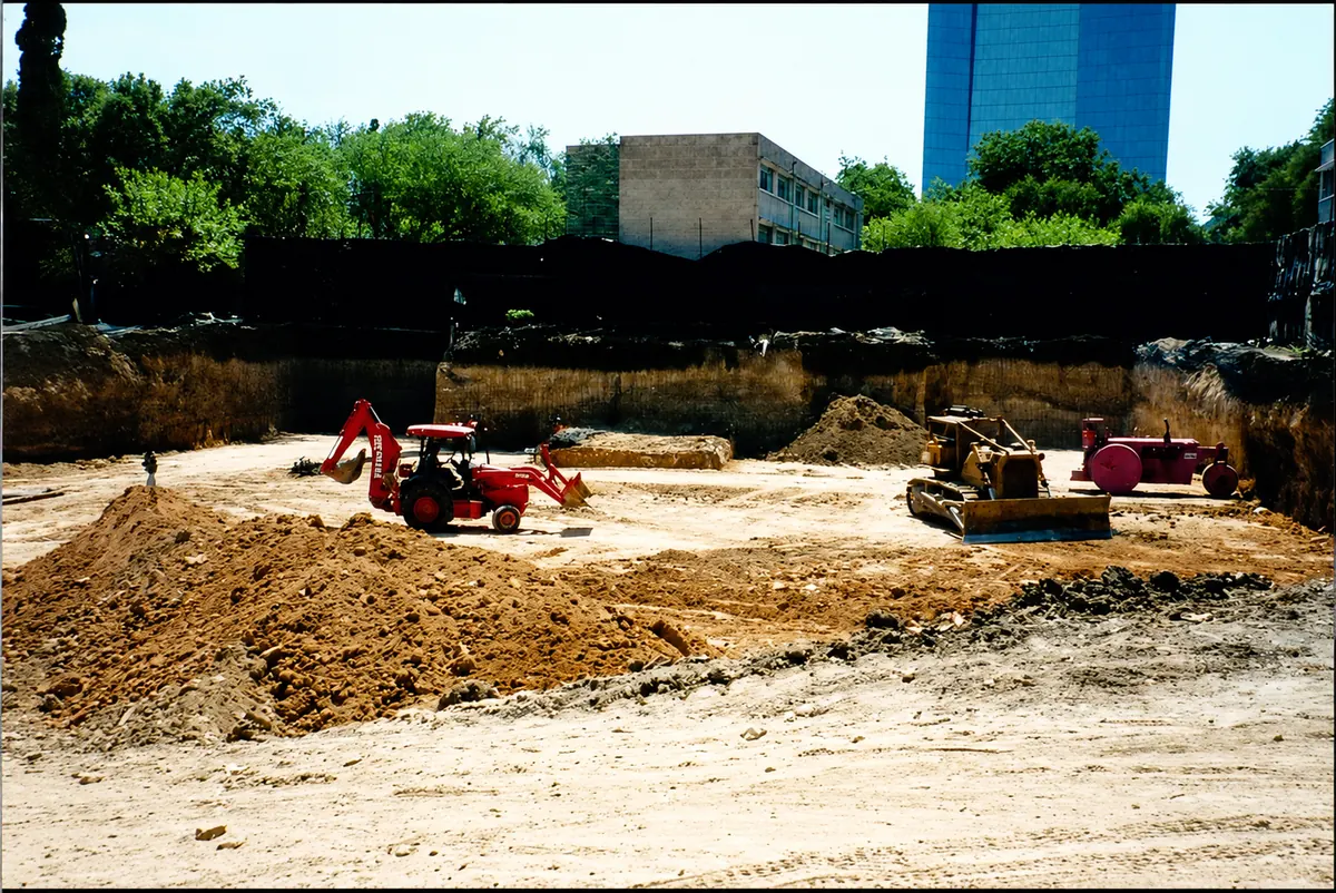 Excavación ITESM, obra de CLYCSA